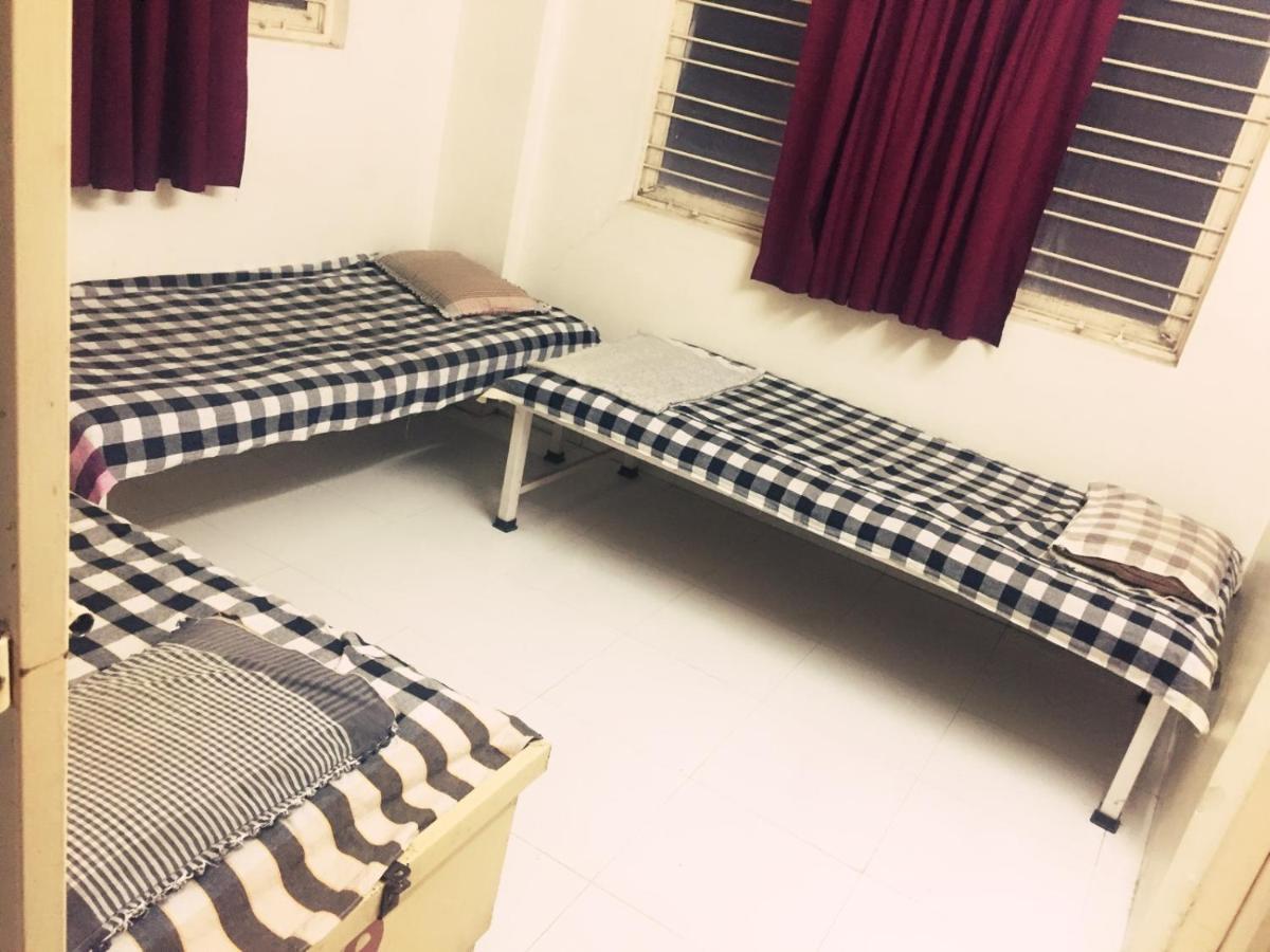 Shree Balaji Guest House นาชิก ห้อง รูปภาพ